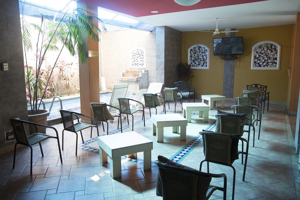 Tropical Inn Hotel Γκουαγιακίλ Εξωτερικό φωτογραφία