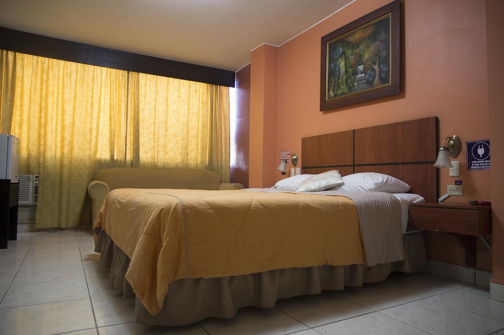 Tropical Inn Hotel Γκουαγιακίλ Εξωτερικό φωτογραφία
