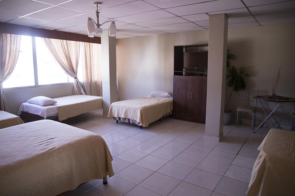 Tropical Inn Hotel Γκουαγιακίλ Εξωτερικό φωτογραφία