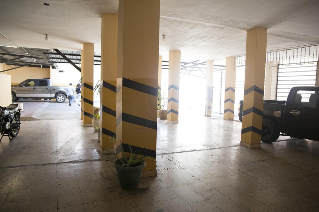 Tropical Inn Hotel Γκουαγιακίλ Εξωτερικό φωτογραφία